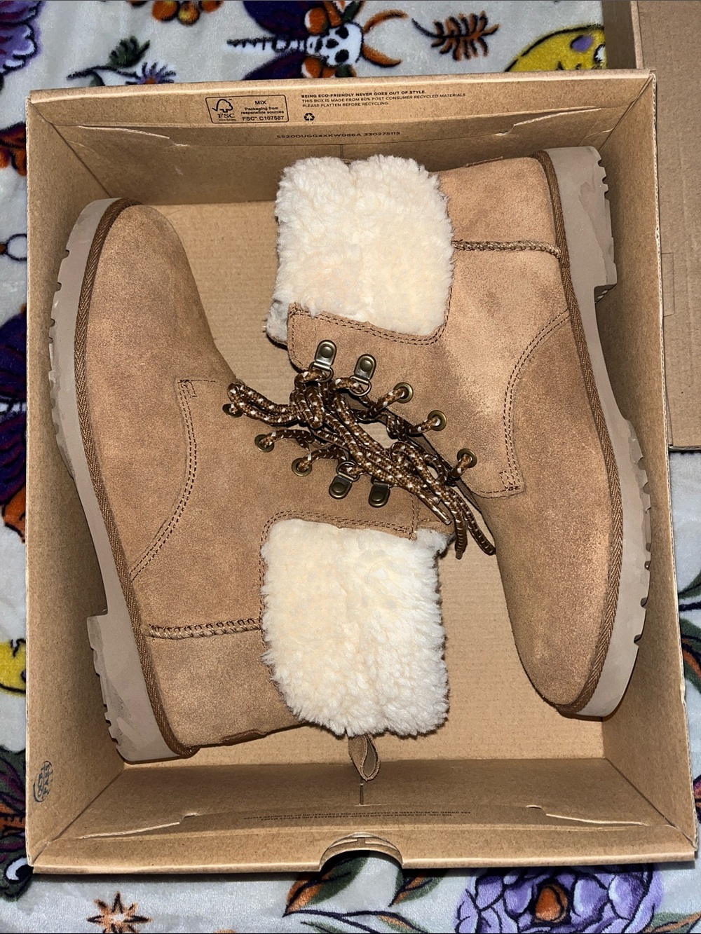 Women’s Ugg lined booties